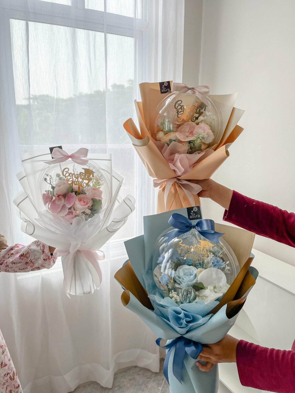 Globe Graduation Bouquet Allura Florist