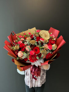 red gold bouquet