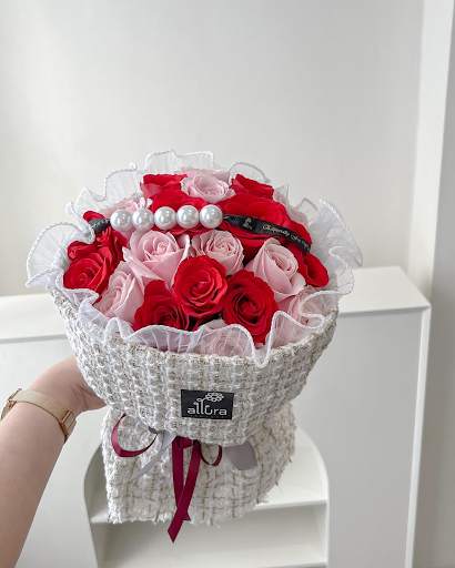 contoh buket wisuda Yoora Bouquet