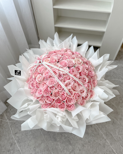 bunga mawar pink muda Petal Hundred of Rose Bouquet