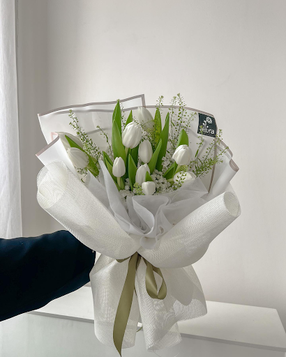 bunga tulip sebagai buket anniversary