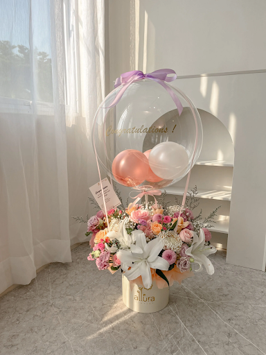buket balon sebagai hadiah wisuda untuk pacar