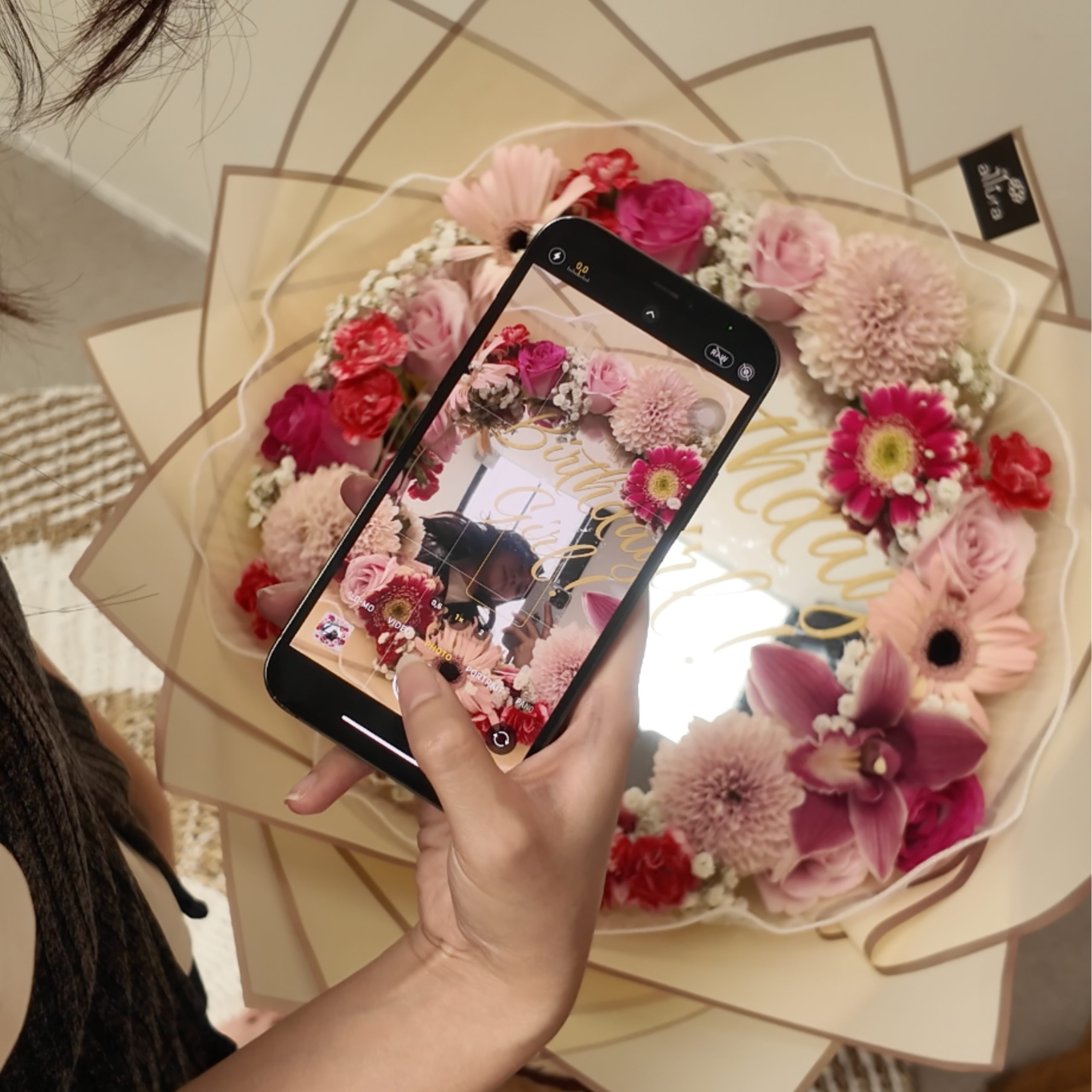 Reflection Bouquet - Image 2